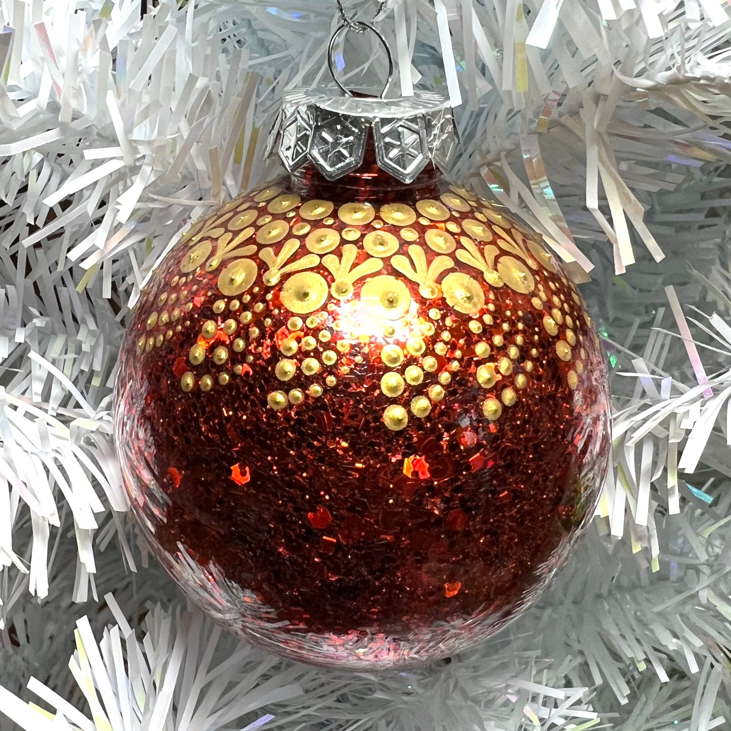 Red/Gold  - Dot Paint Ball Ornament