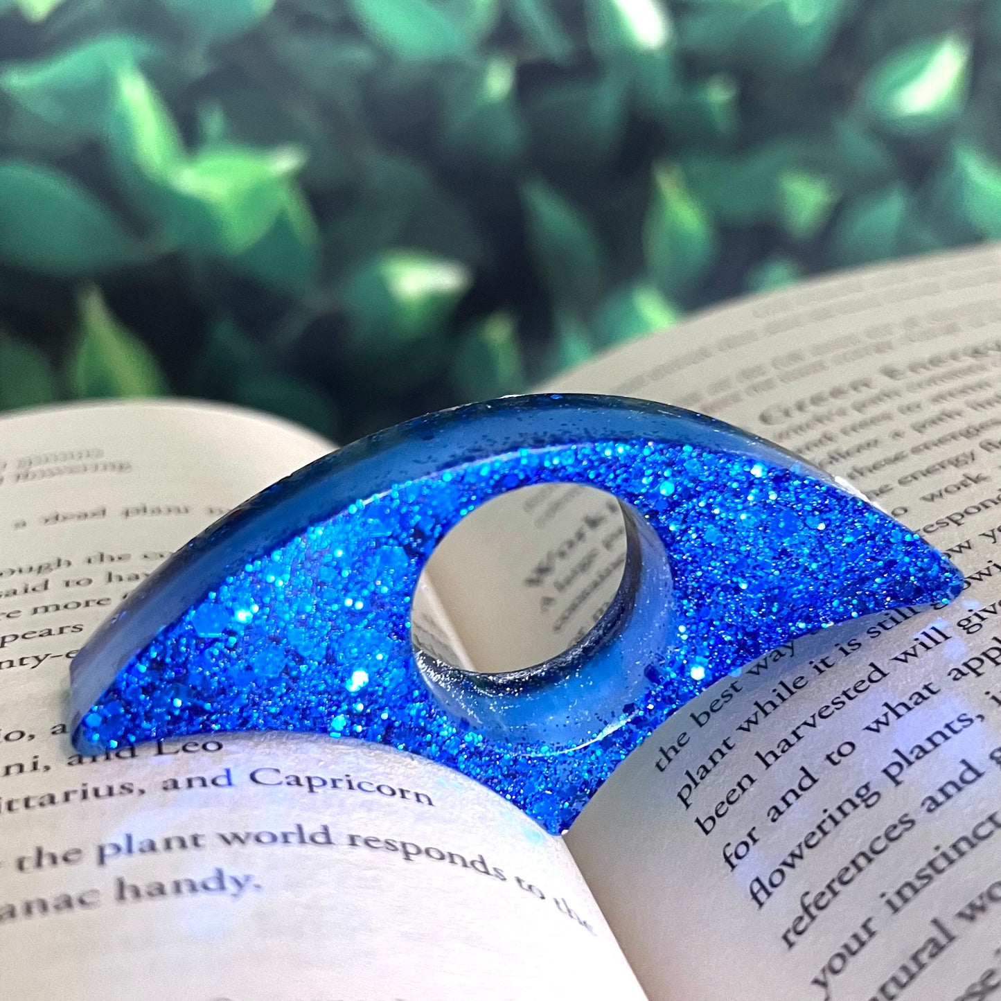 Dark Blue (Glow in the Dark)- Page Holder Ring