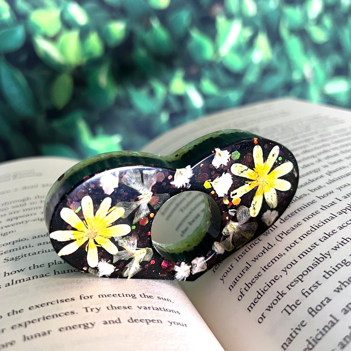 Yellow Flower Heart 2 - Page Holder Ring