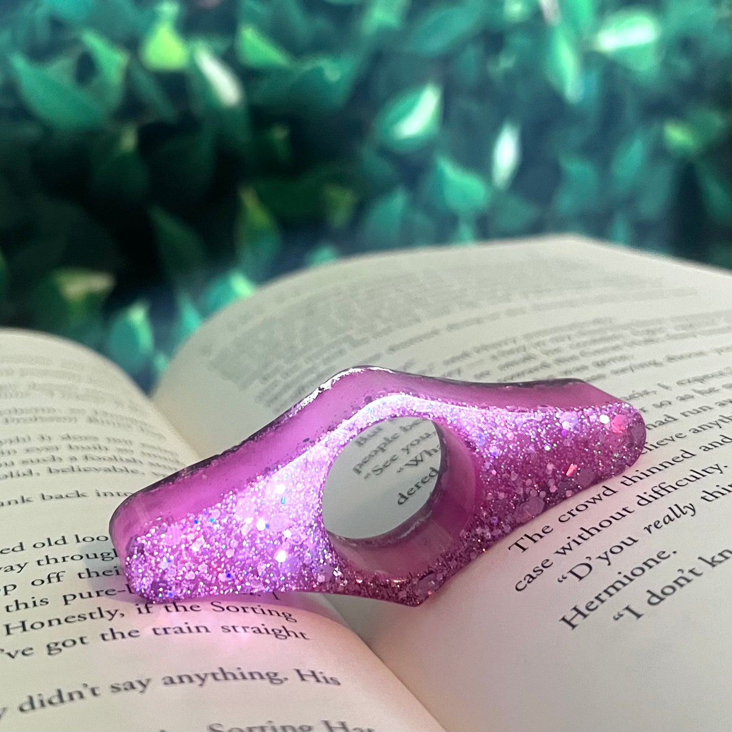 Pink (Glow in the Dark)- Page Holder Ring