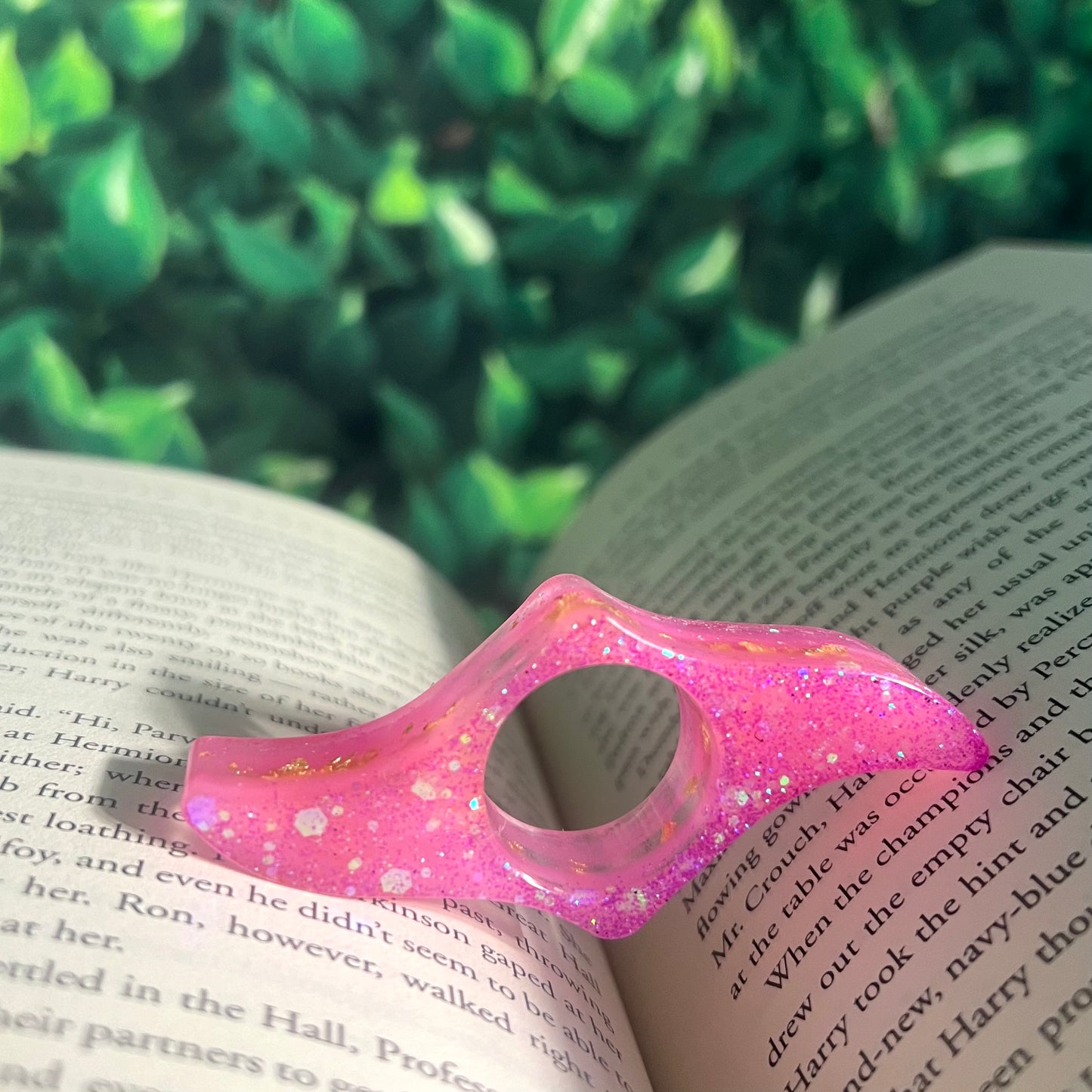 Pink (Glow in the Dark) - Page Holder Ring